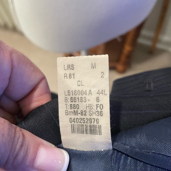 CALVIN KLEIN SUIT JACKET - Picture 9 of 11